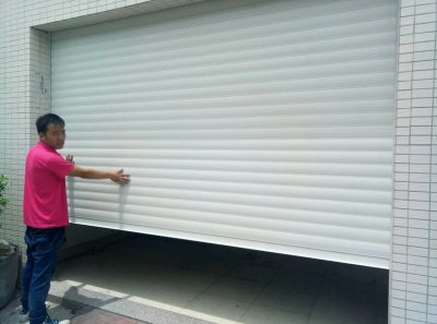 双层铝合金卷帘门